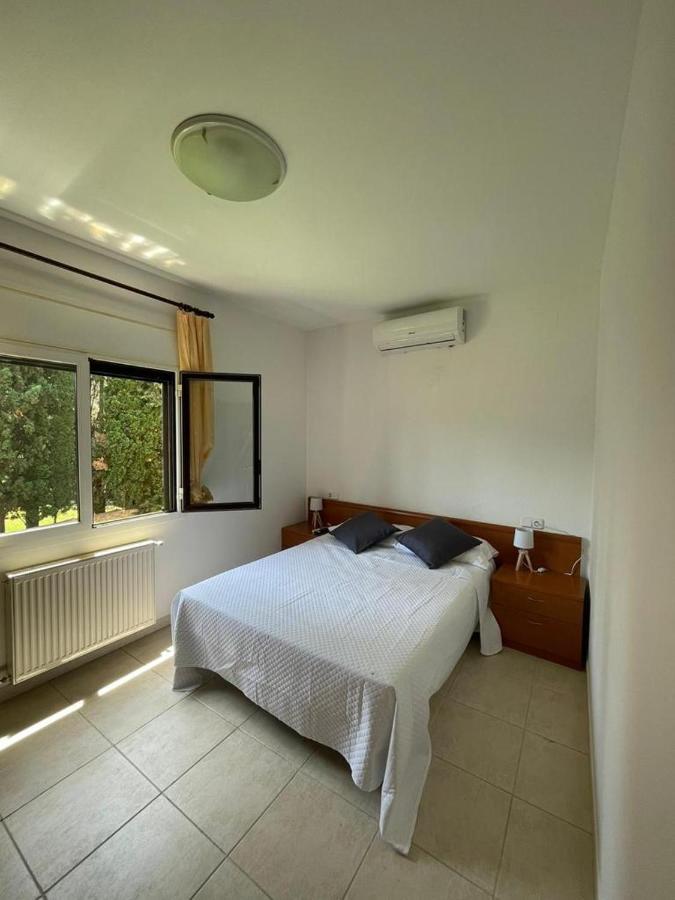 Apartament La Cova Peralada Exterior photo